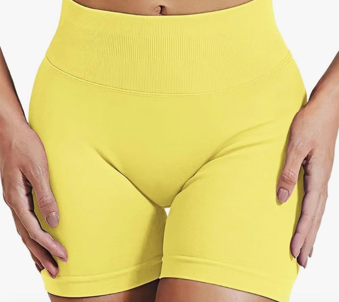Shorts gelb