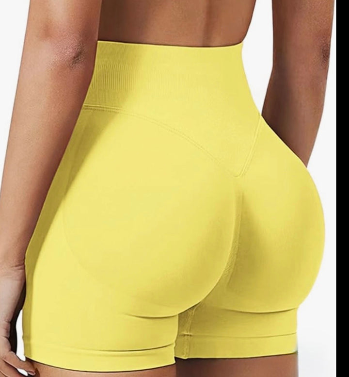 Shorts gelb